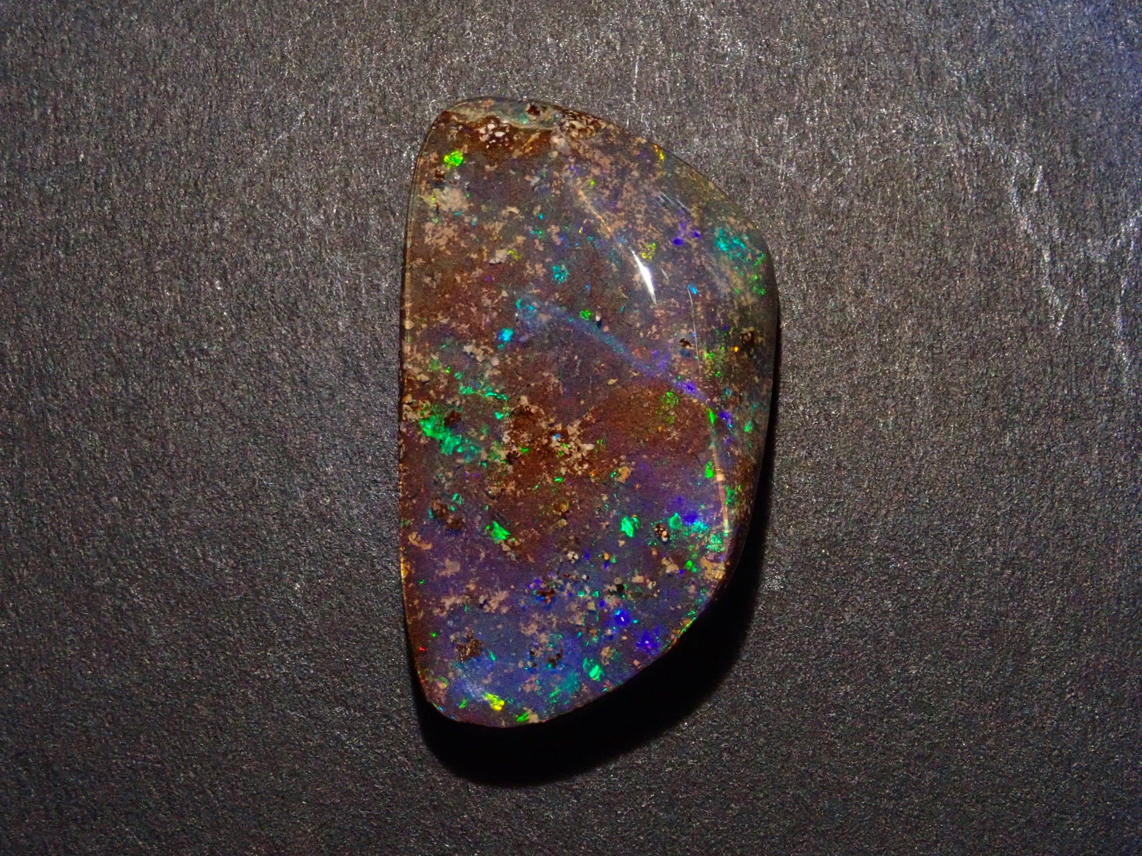 オーストラリア産ボルダーオパール 12.220ctルース