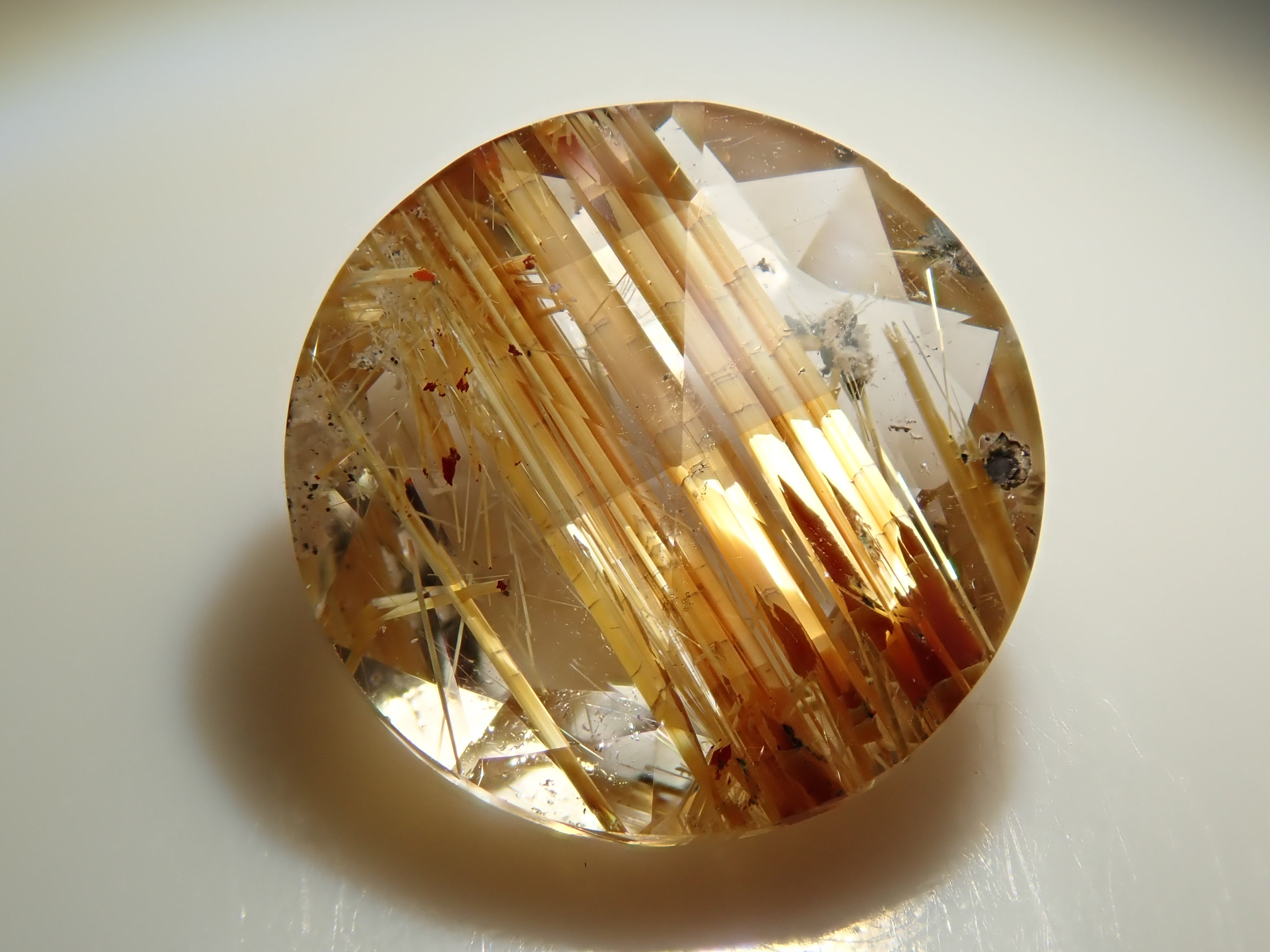 ブラジル産ルチルレイテッドクォーツ 1.406ctルース