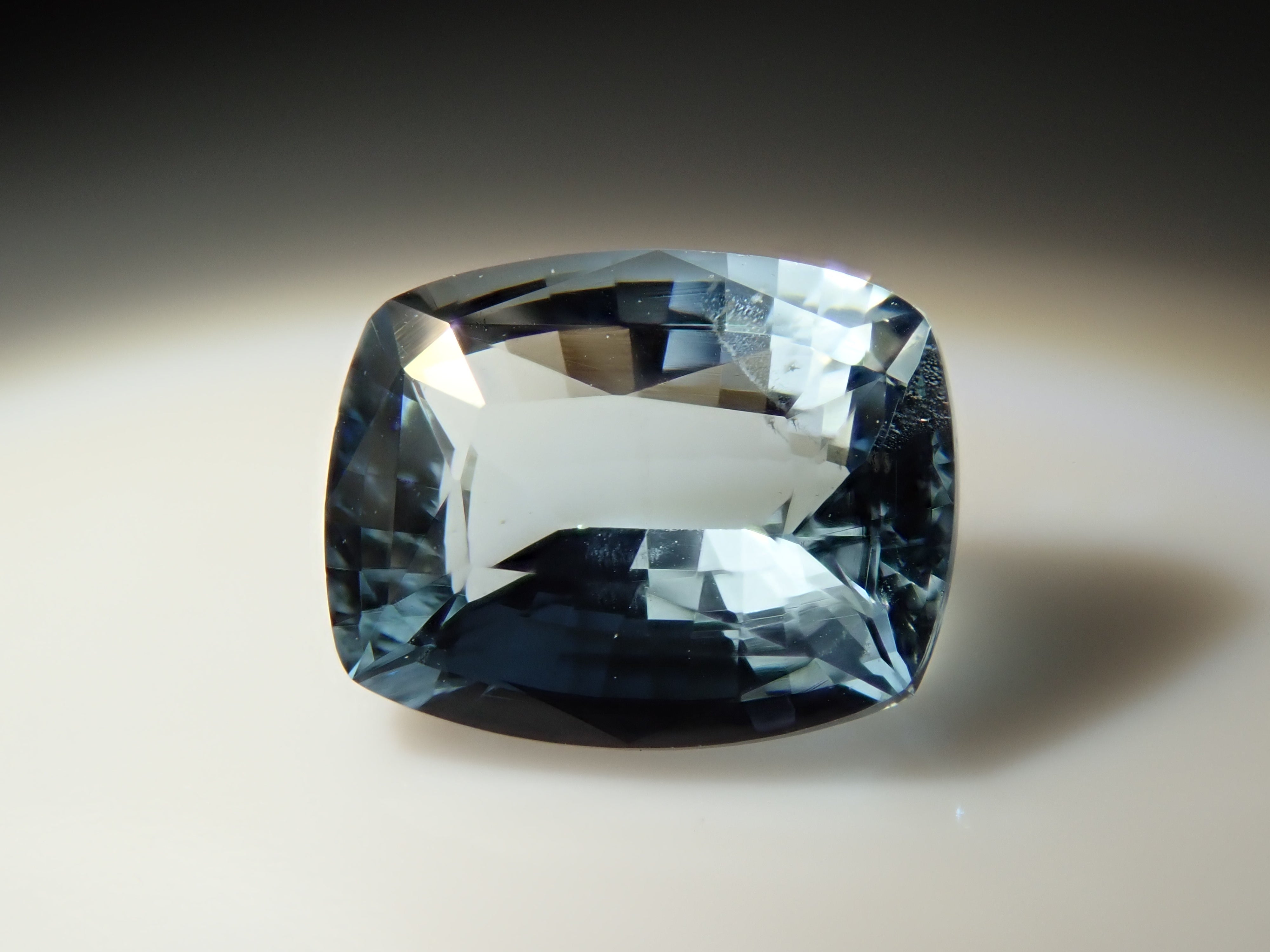 ブラジル産アクアマリン 0.463ctルース