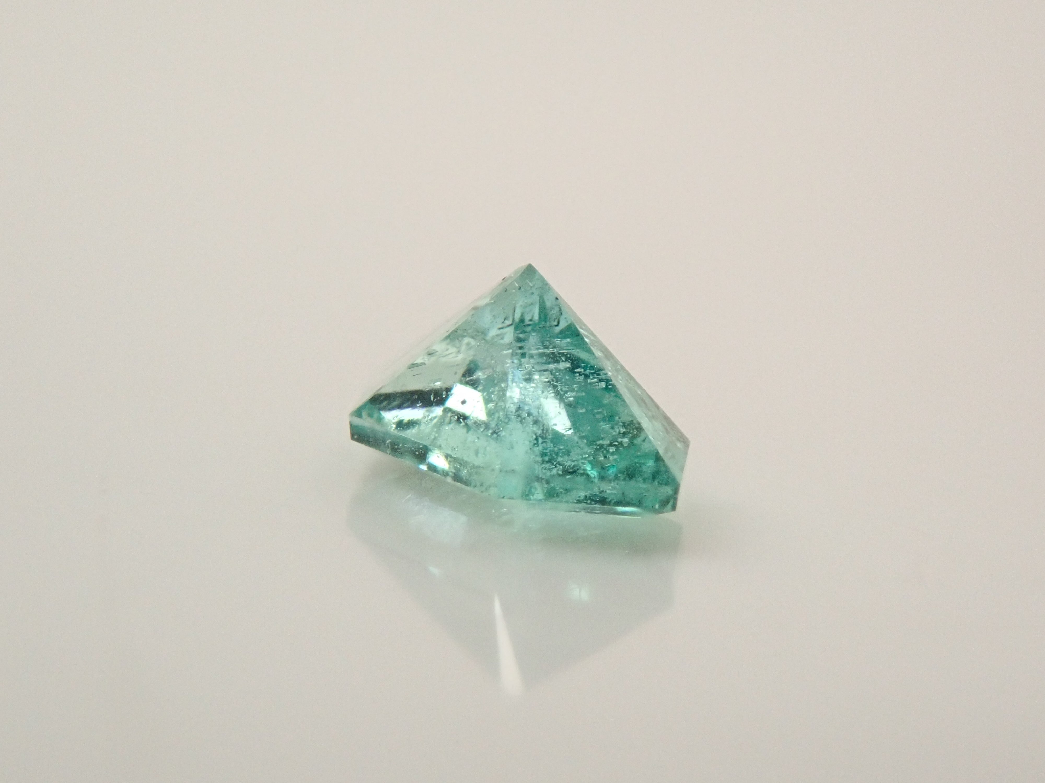 ザンビア産エメラルド 0.138ctルース