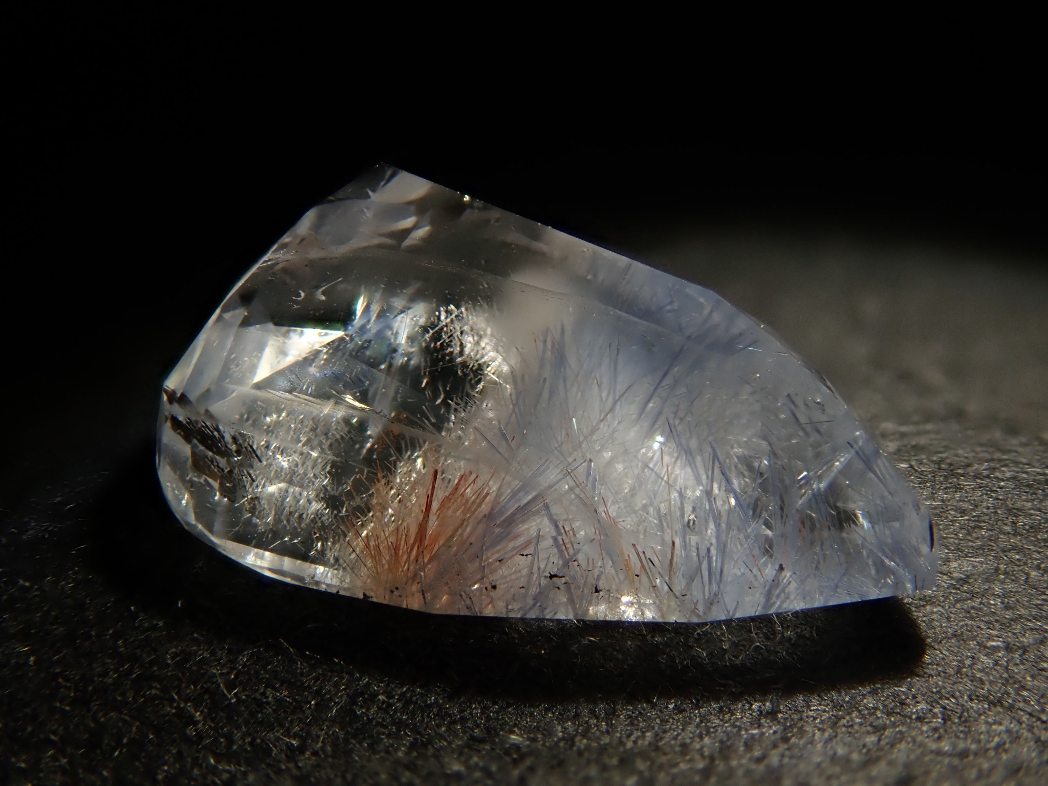 デュモルチェライトインクォーツ 2.625ctルース