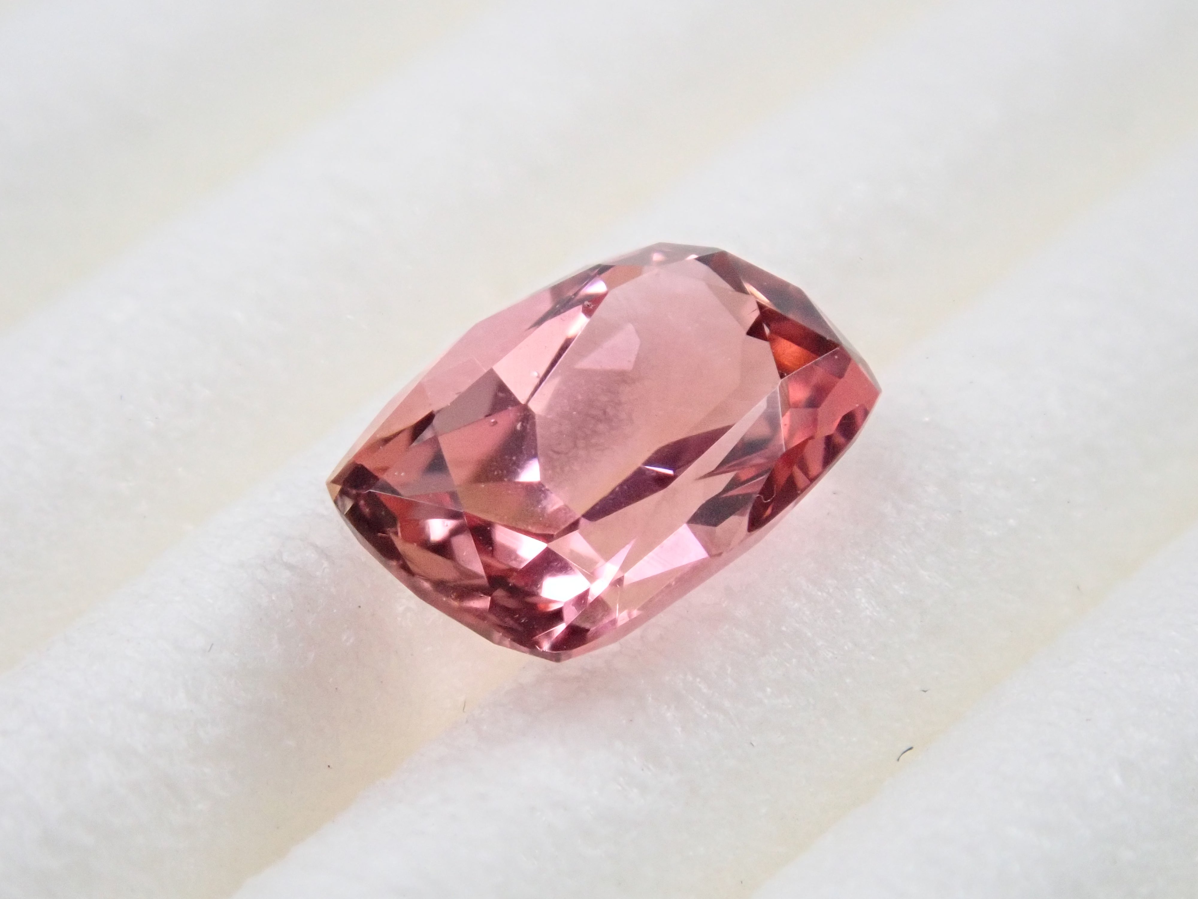 ブラジル産ピンクトルマリン 0.734ctルース