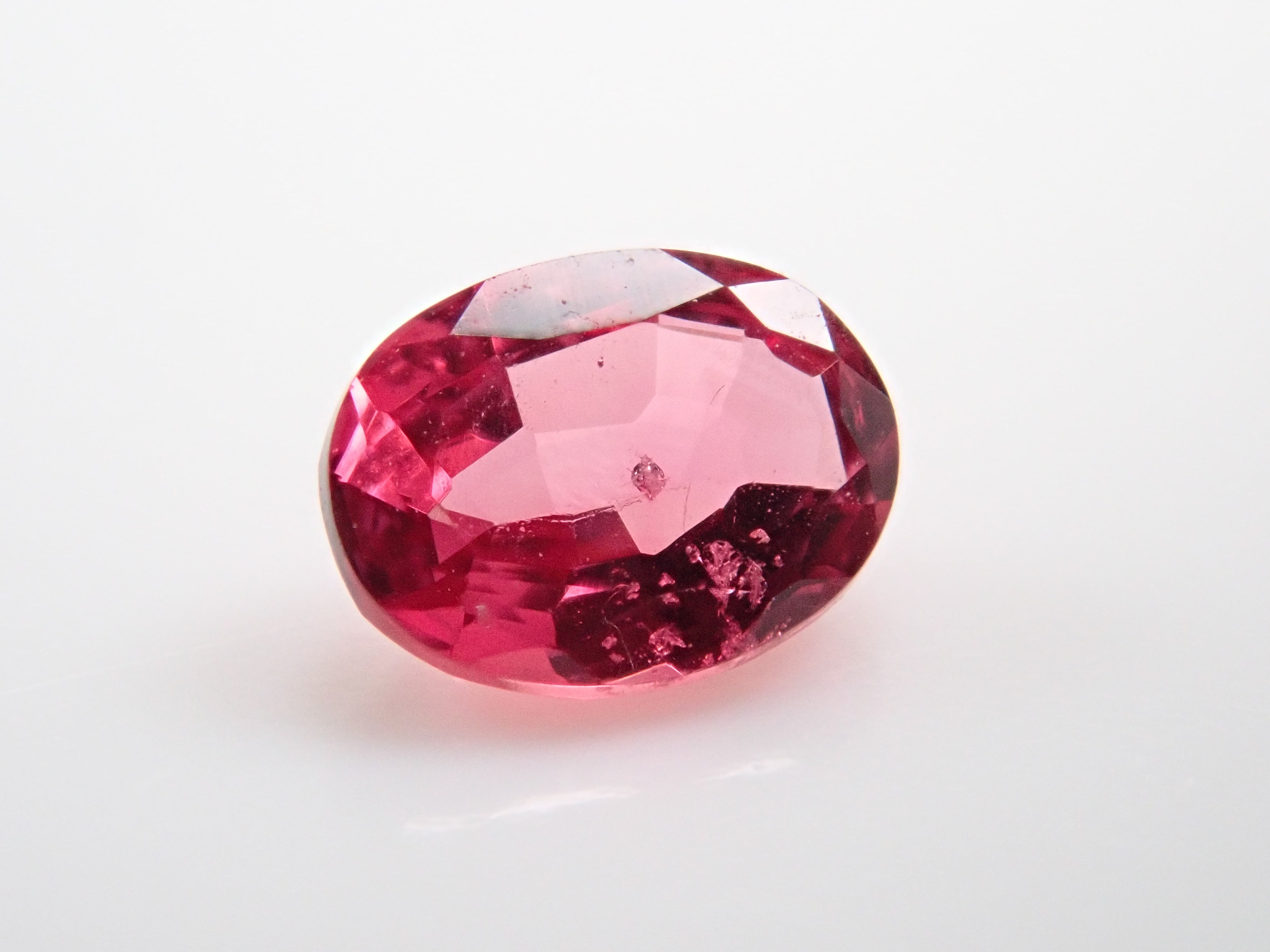 ミャンマー産レッドスピネル 0.195ctルース