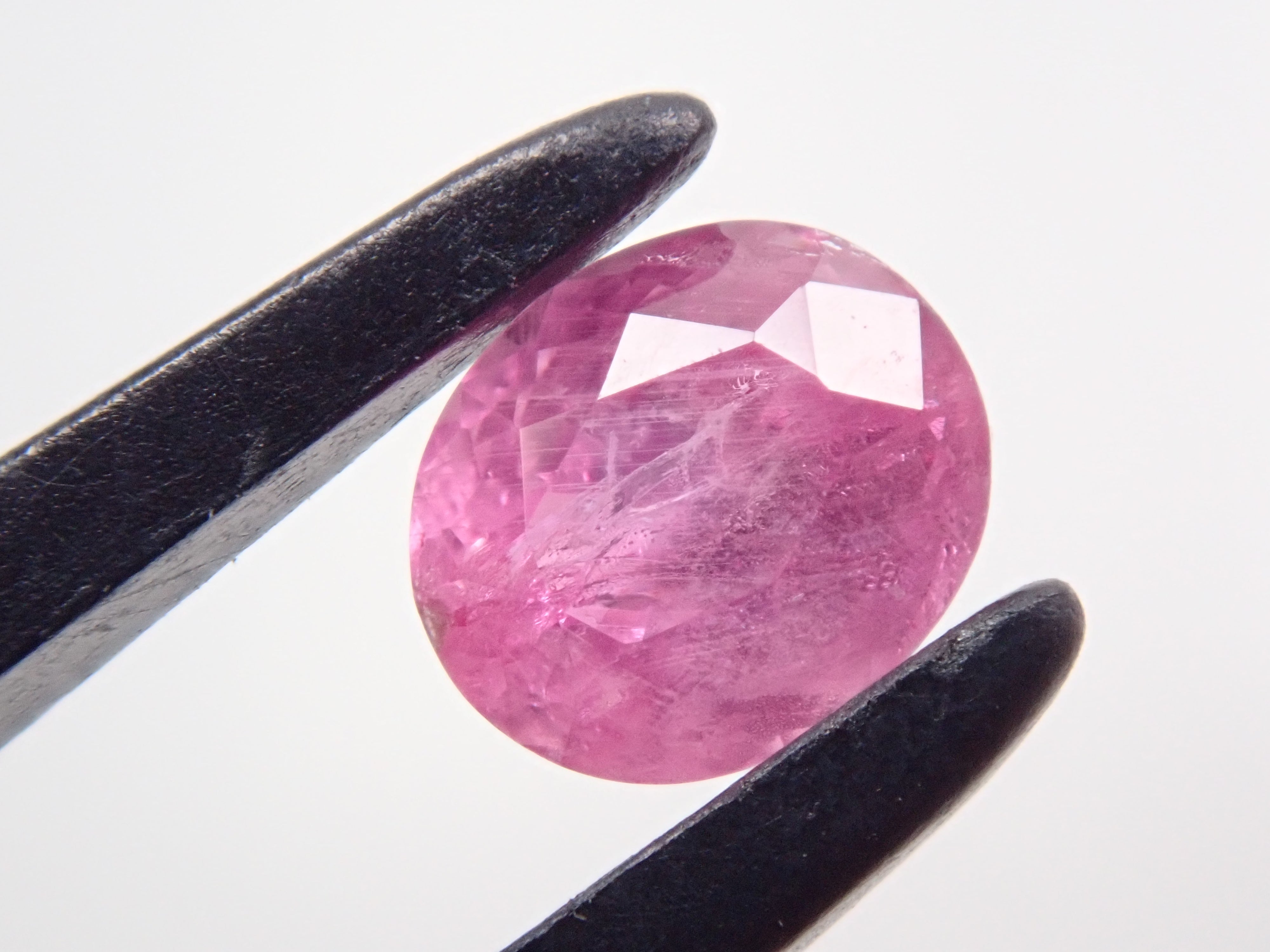 グリーンランド産アイスルビー（ピンクサファイア） 0.416ctルース