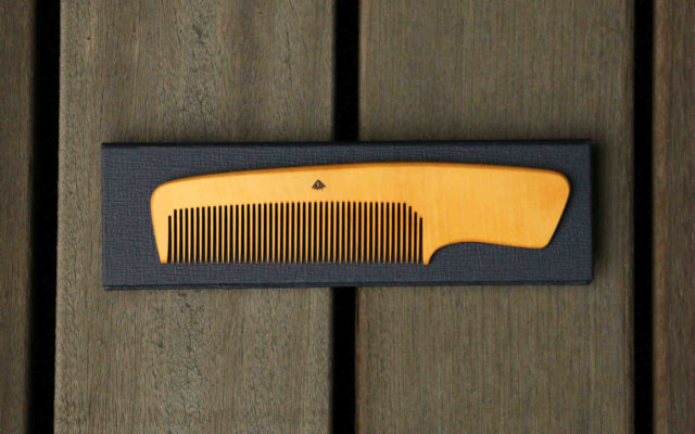 京都 十三や工房の「つげ櫛」、その魅力とお手入れ方法を職人に聞いた