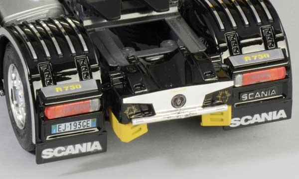 Scale model truck 1/24: Scania R730 V8 