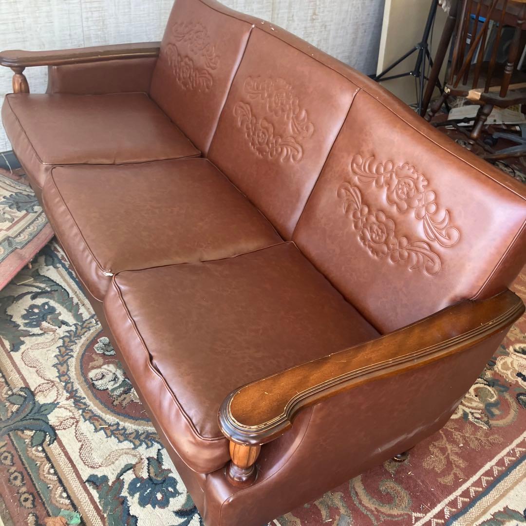 昭和レトロ オールドカリモク 古家具 三人掛けレザーソファー アーム