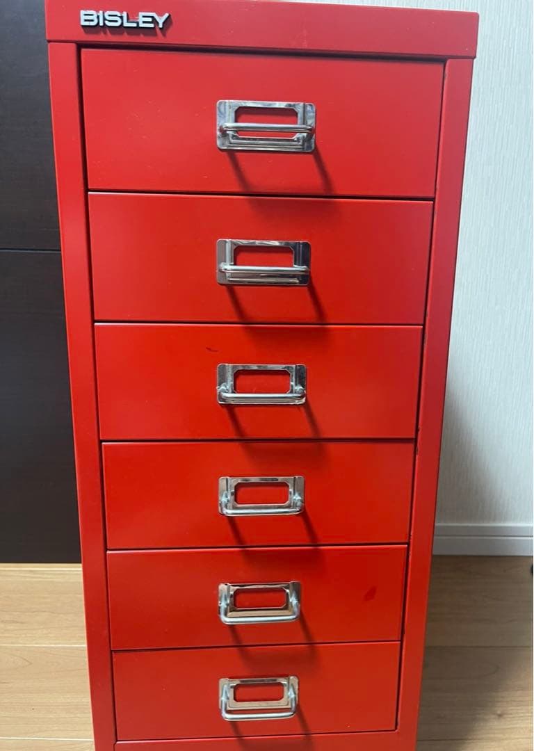BISLEY スチールキャビネット 赤 6段 - メルカリ