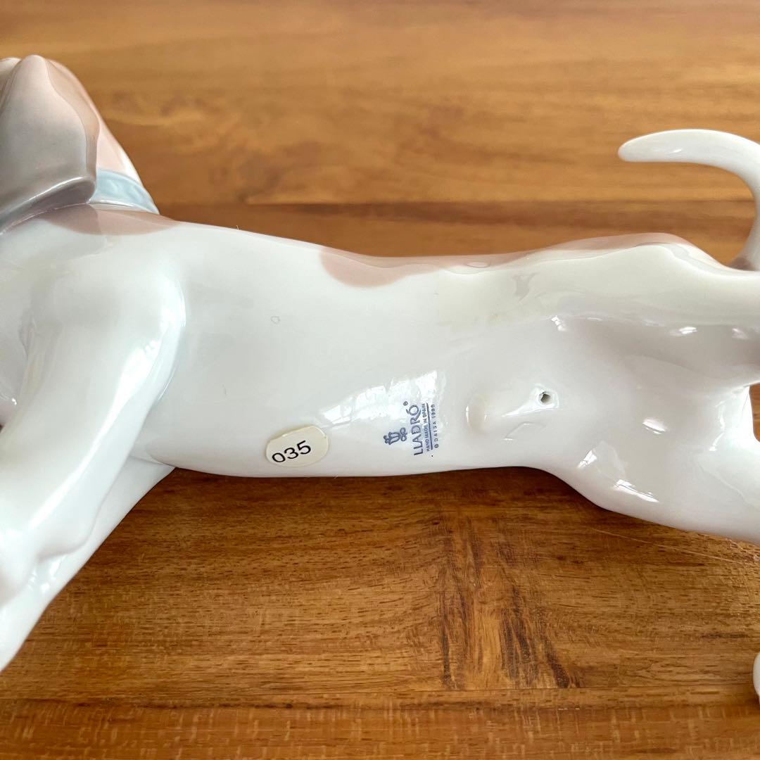 リヤドロ フィギュリン 新聞屋さん 犬 置物 インテリア 人形 磁器