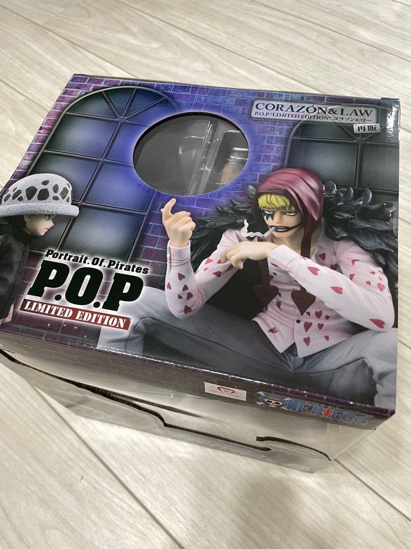 コラソン＆ ロー POP ”LIMITED EDITION”フィギュア - メルカリ