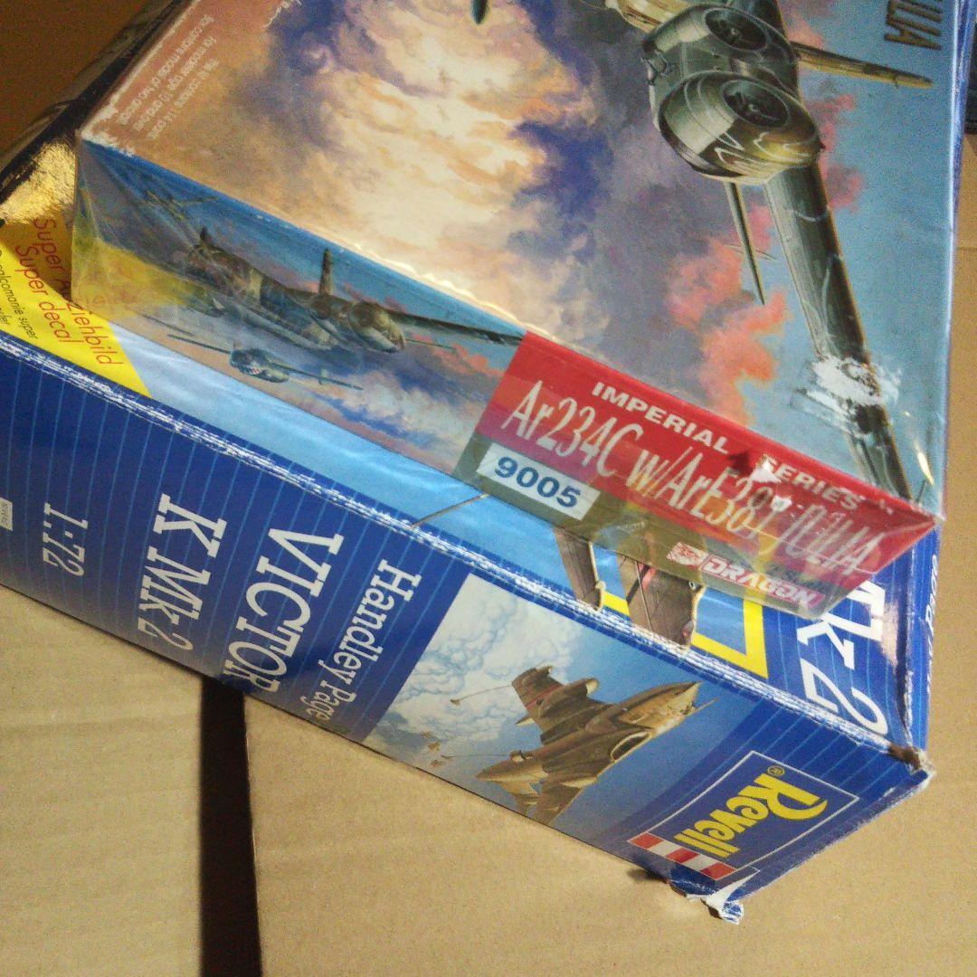 大型航空機 レベル 1/72 ビクター K Mk2 ドラゴン Ar234 中古品