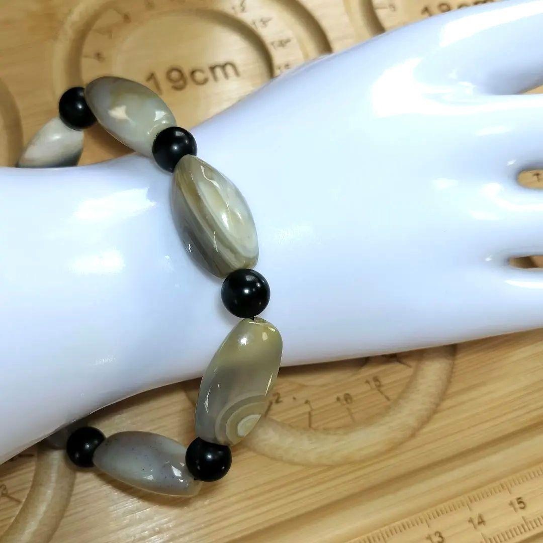 瑪瑙×オニキス】邪気払いと厄除けで心身を守る大地のエネルギー宿る