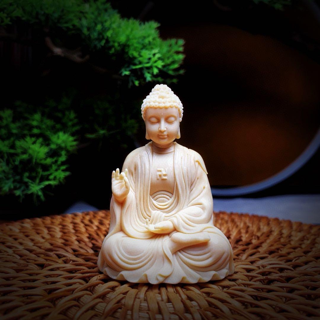 天然マンモス牙美しい手作り彫刻大日如来 置物