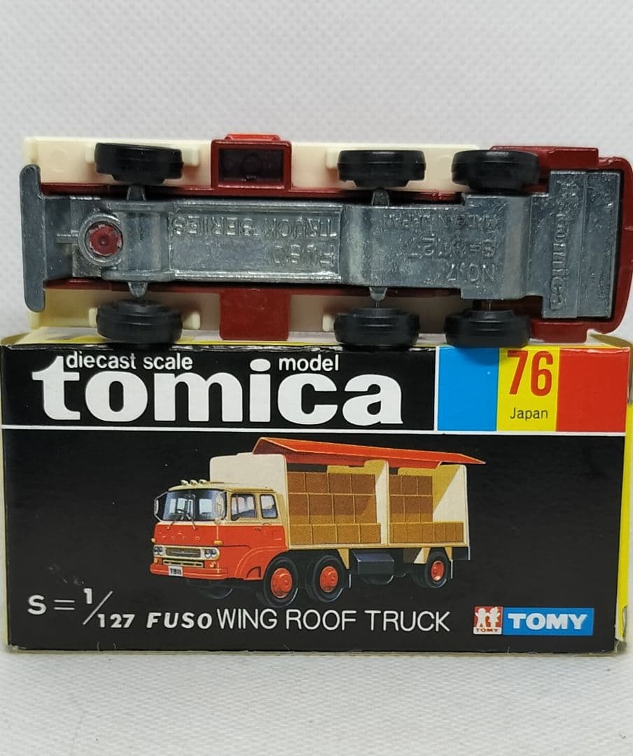 《黒箱トミカ76-3-16》ふそうウイングルーフトラック【一般輸出用】未使用美品