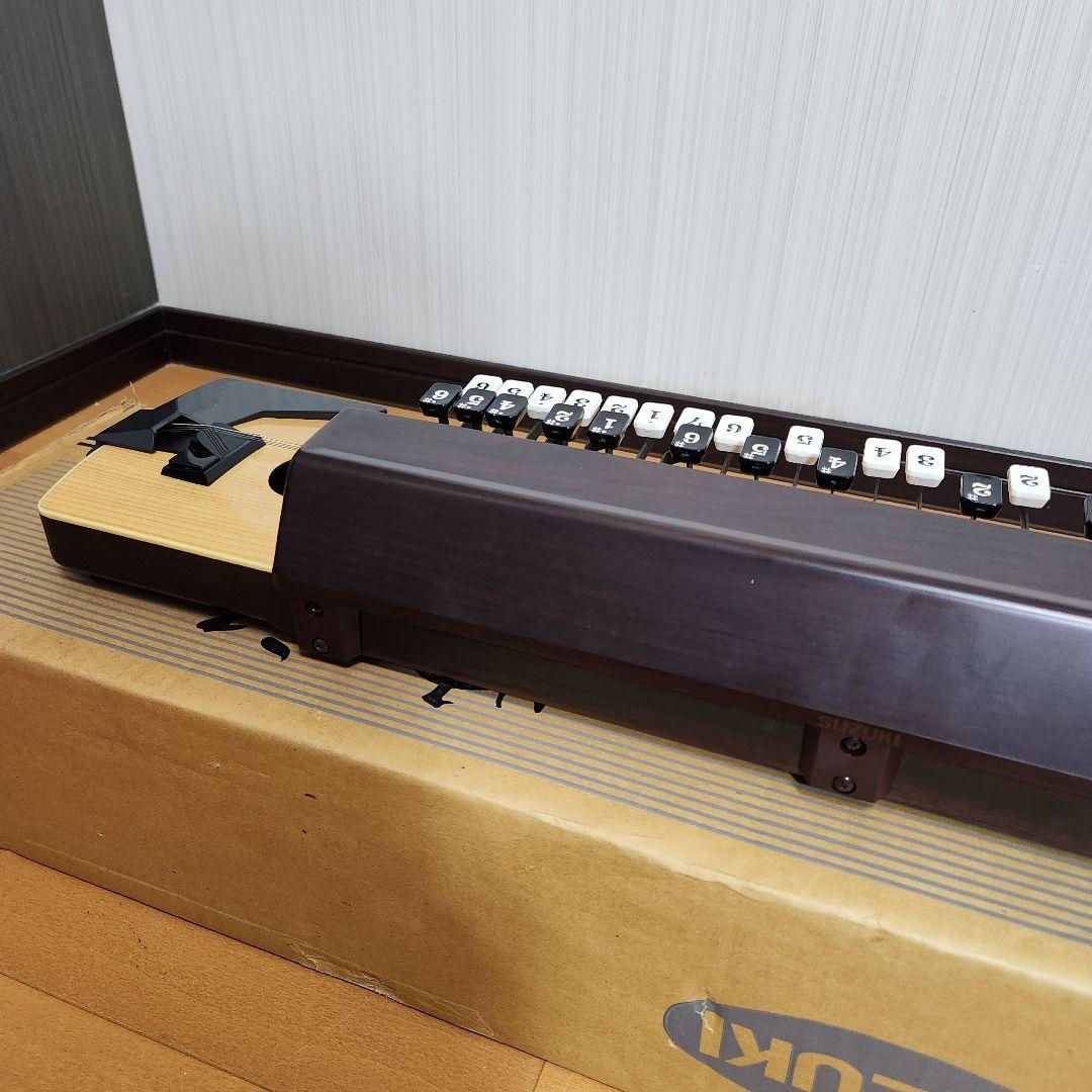 定価12万！廃盤希少】スズキ 最高級 電気大正琴 典雅 - メルカリ