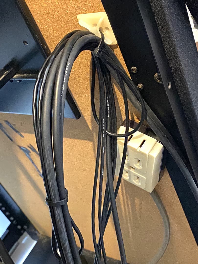 a*2様 動作品 RAMSA WL-R01 電源+システム ラック マウント用キ - メルカリ