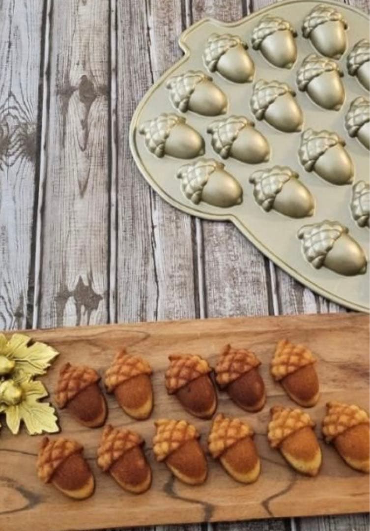 新品ノルディックウェア ACORN CAKELET PAN どんぐり型マドレーヌ