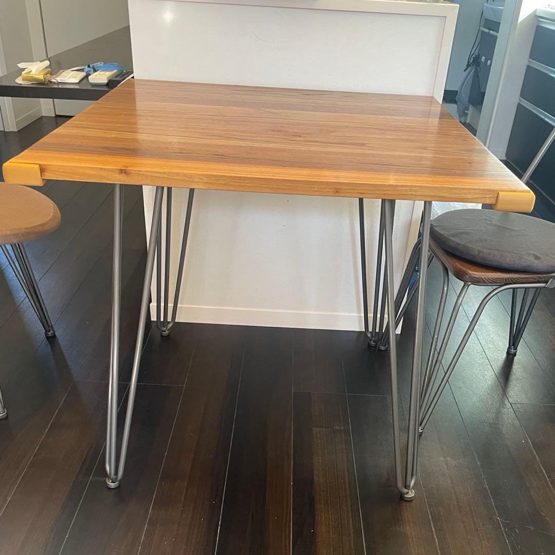 A.BFLY】エルム無垢材 ダイニングテーブル 80㎝×80㎝ - メルカリ