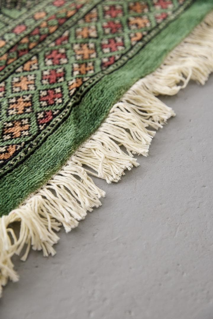 新品 大型ヴィンテージラグ パキスタン絨毯（242×152cm）緑 茶 黒 黄