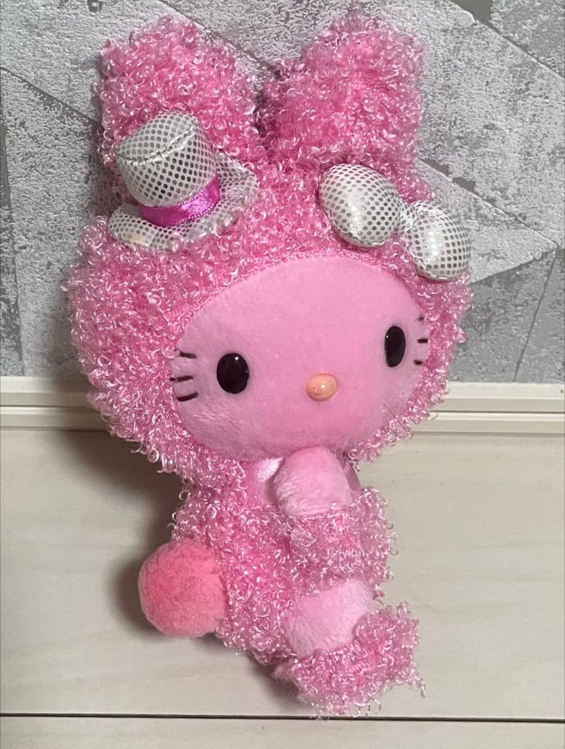 ハローキティ ぬいぐるみ ウサギコスチューム - メルカリ