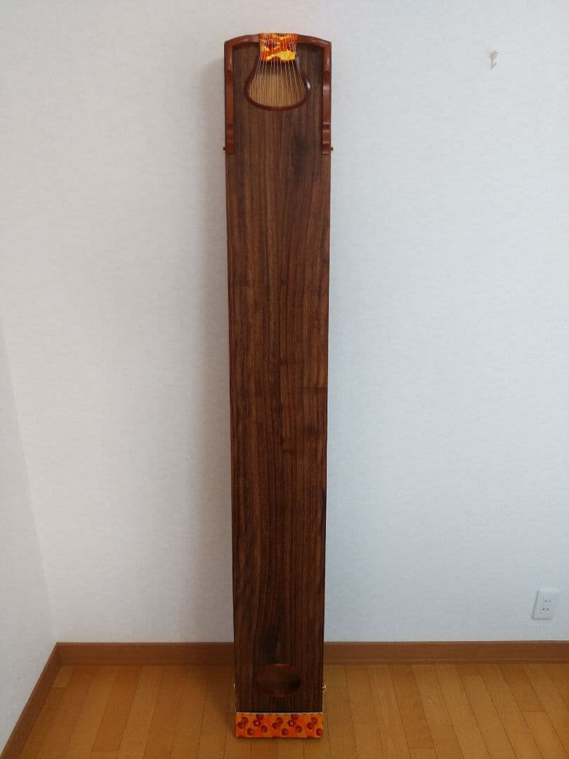 user_086757c9様専用】金蒔絵入り 高級 和琴 お琴 13弦琴 お筝 - メルカリ