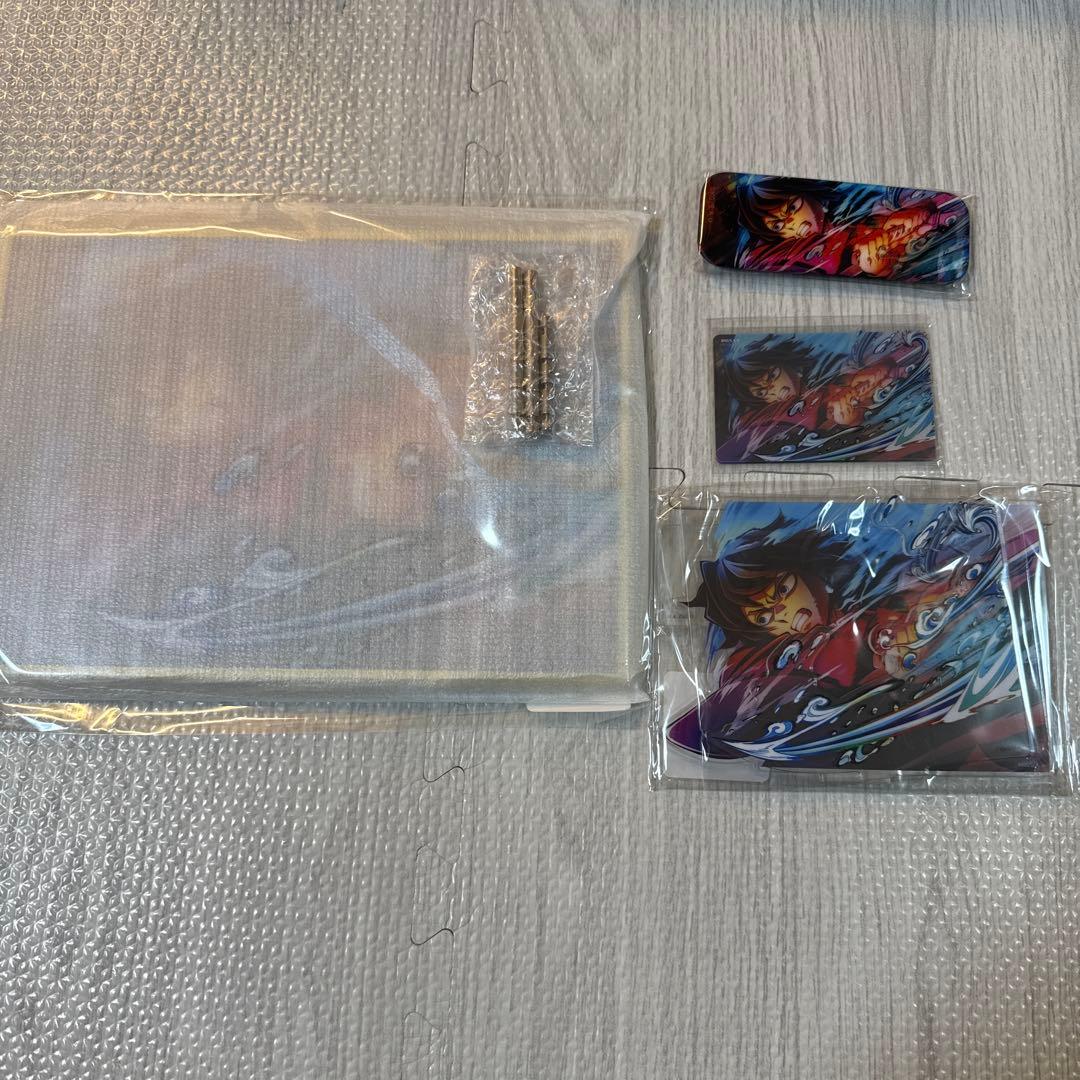 鬼滅の刃 WEBSHOPくじ A賞B賞C賞D賞 冨岡義勇 コンプリートセット 鬼滅の刃」竈門炭治郎＆冨岡義勇のキービジュアルを立体化！劇場版公開