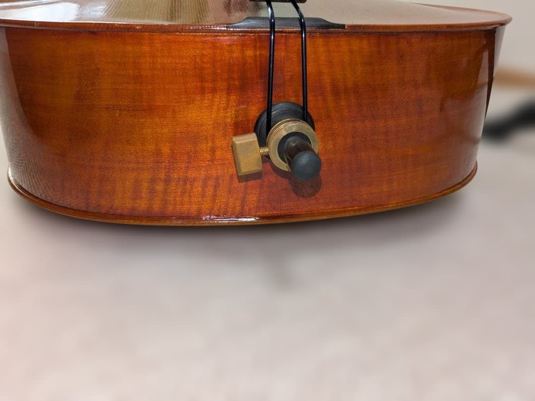 kaekae専用】チェロ 4/4 2000年制 Walter S. Chen - メルカリ