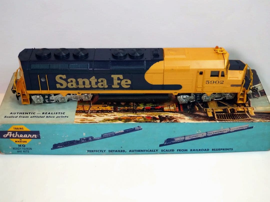 アメリカディーゼル機関車 ATSF F45 (2台セット)