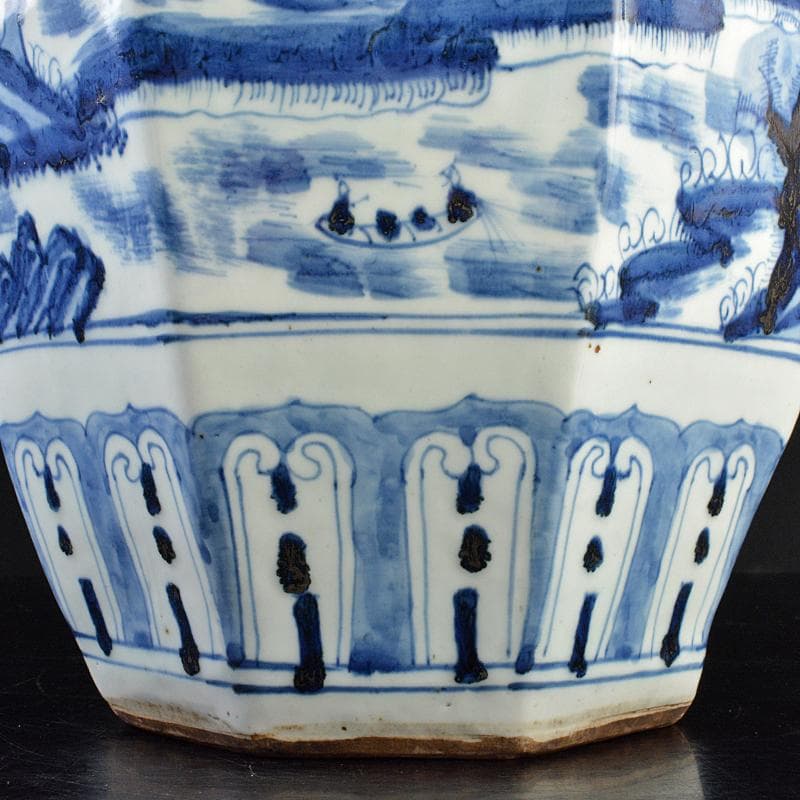 中国 大清乾隆年製款 青花 山水人物文 八角面取瓶 M R7289B - メルカリ