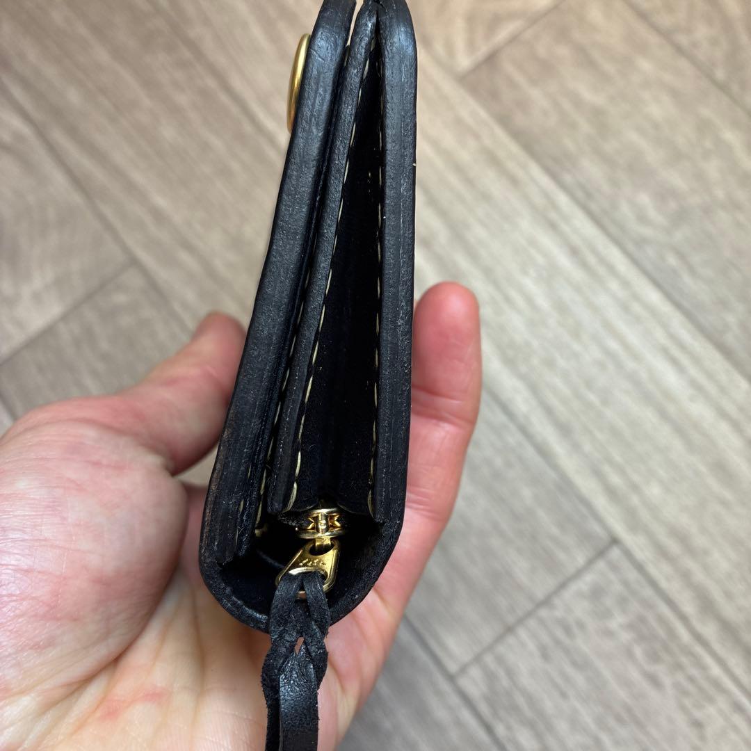 イタリアンレザー ミドルトラッカーウォレット 真鍮 タイプB - メルカリ