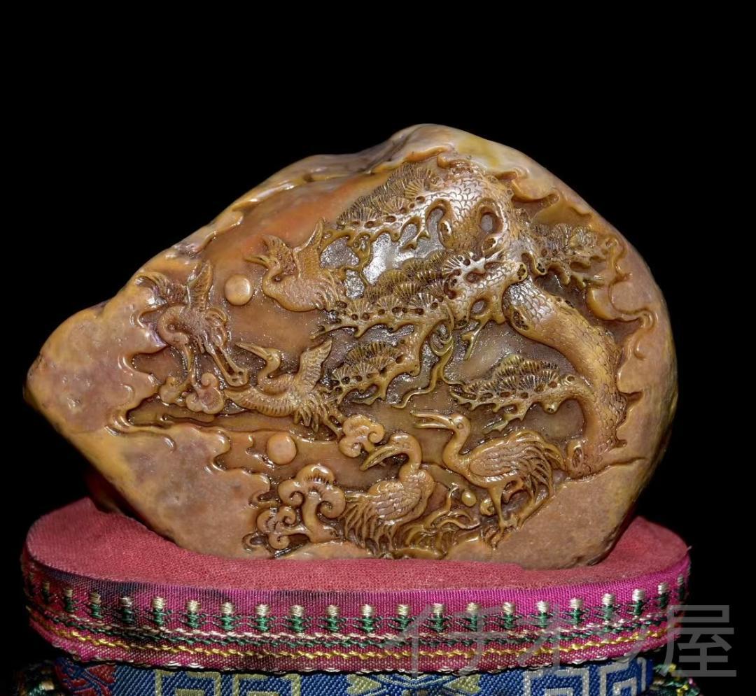 旧藏珍品【松鶴延年】印鑑｜寿山石原石の印章｜天然石｜細密彫｜開運置物｜台座付き 145 橢圓！ 楕円形の寿山石鈕付印材に刻す！2025-㉑#篆刻 #せきぽよ