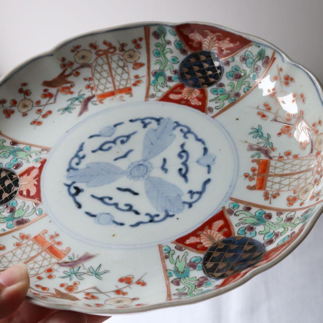 時代色絵伊万里 さわやかな赤絵に梅と鶯鳥籠図七寸皿プレート2枚 骨董