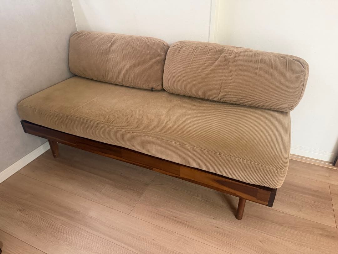 【世田谷受取OK‼️】140サイズunico ソファSWELLA(スウェラ) unico】ウニコ SWELLA スウェラ カバーリングソファ 3人掛けソファ