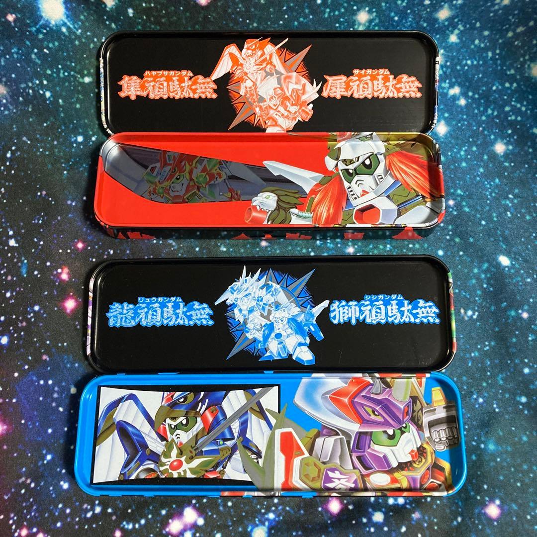 SDガンダムの缶ペンセット（ナイトガンダム、武者ガンダム ペンケース