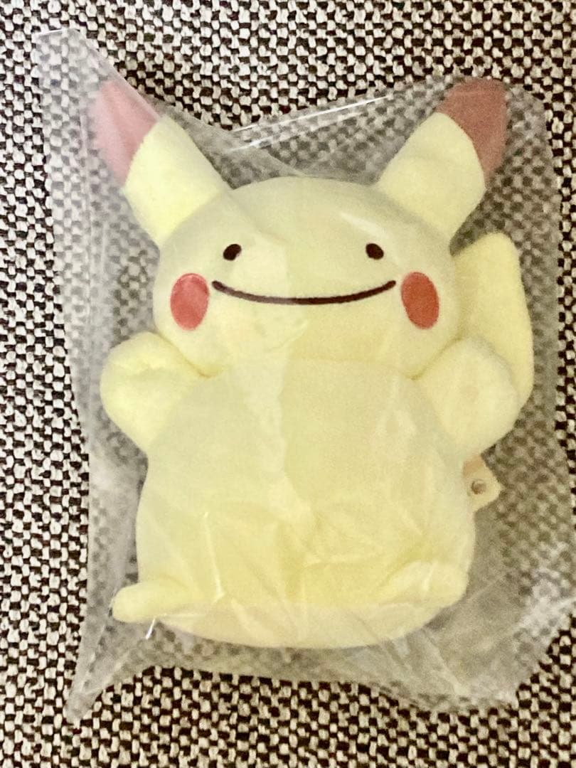 へんしん メタモン ピカチュウ ぬいぐるみ ポケモンセンター 新品