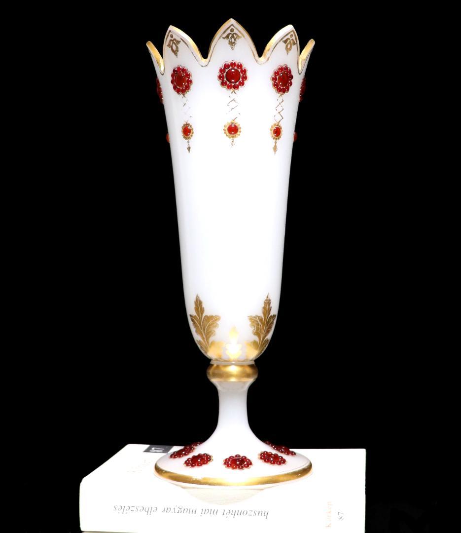 オールド・バカラ 美術館級 カボションガラス装飾金彩オパーリンガラス製大型花瓶 アンティーク オールドバカラ オパーリングラス 金彩エナメルハンド