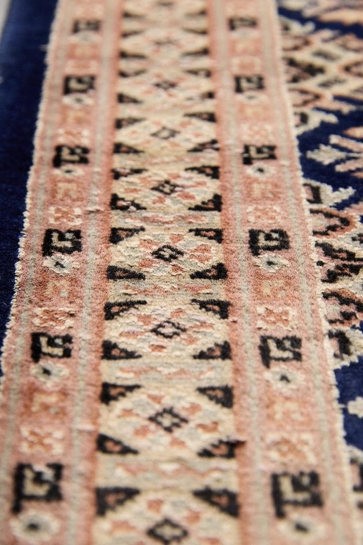 ヴィンテージラグ トライバルラグ パキスタン絨毯（129cm×75cm）青 紺