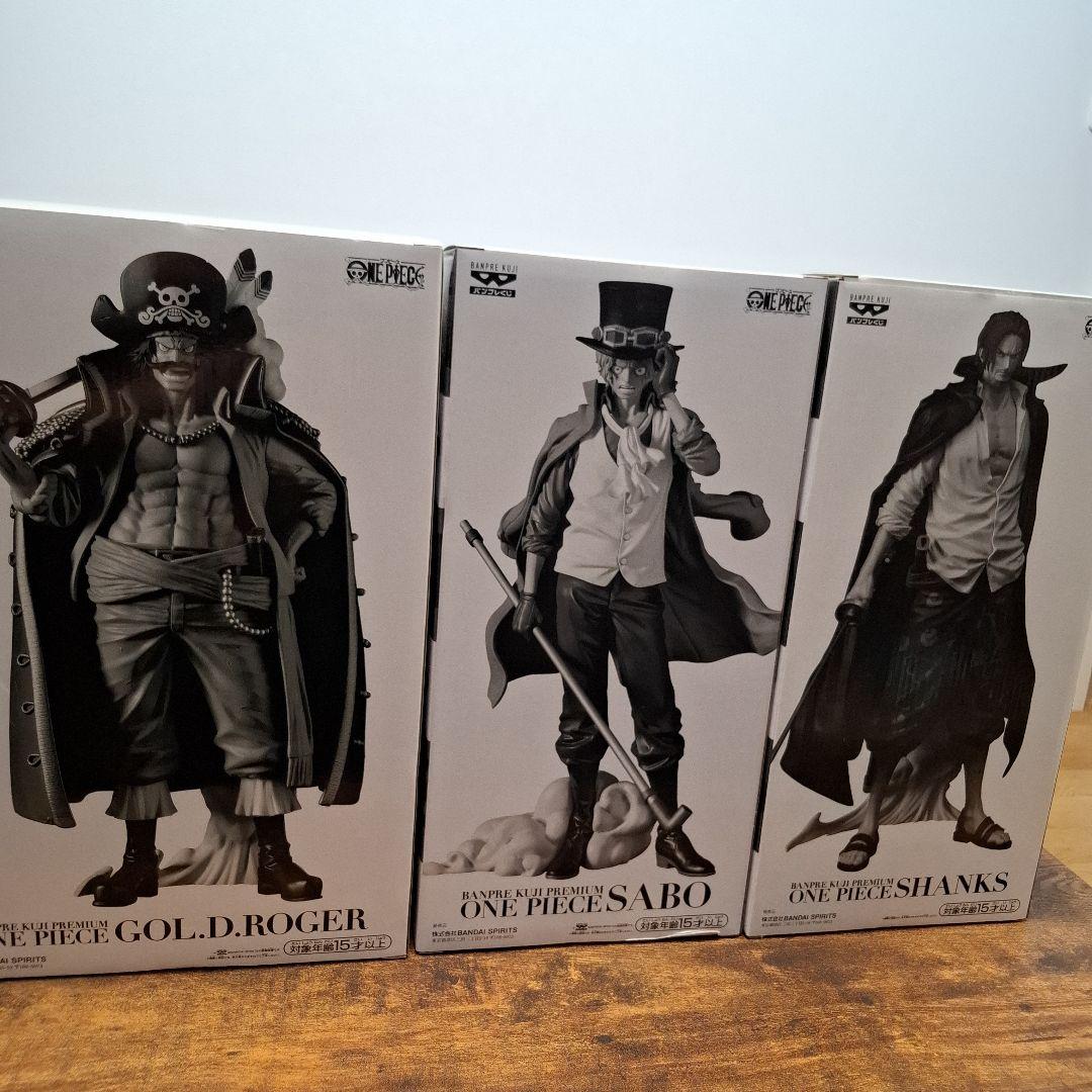 バンプレくじ シャンクスA賞 サボA賞 ロジャー A賞3体セット - メルカリ