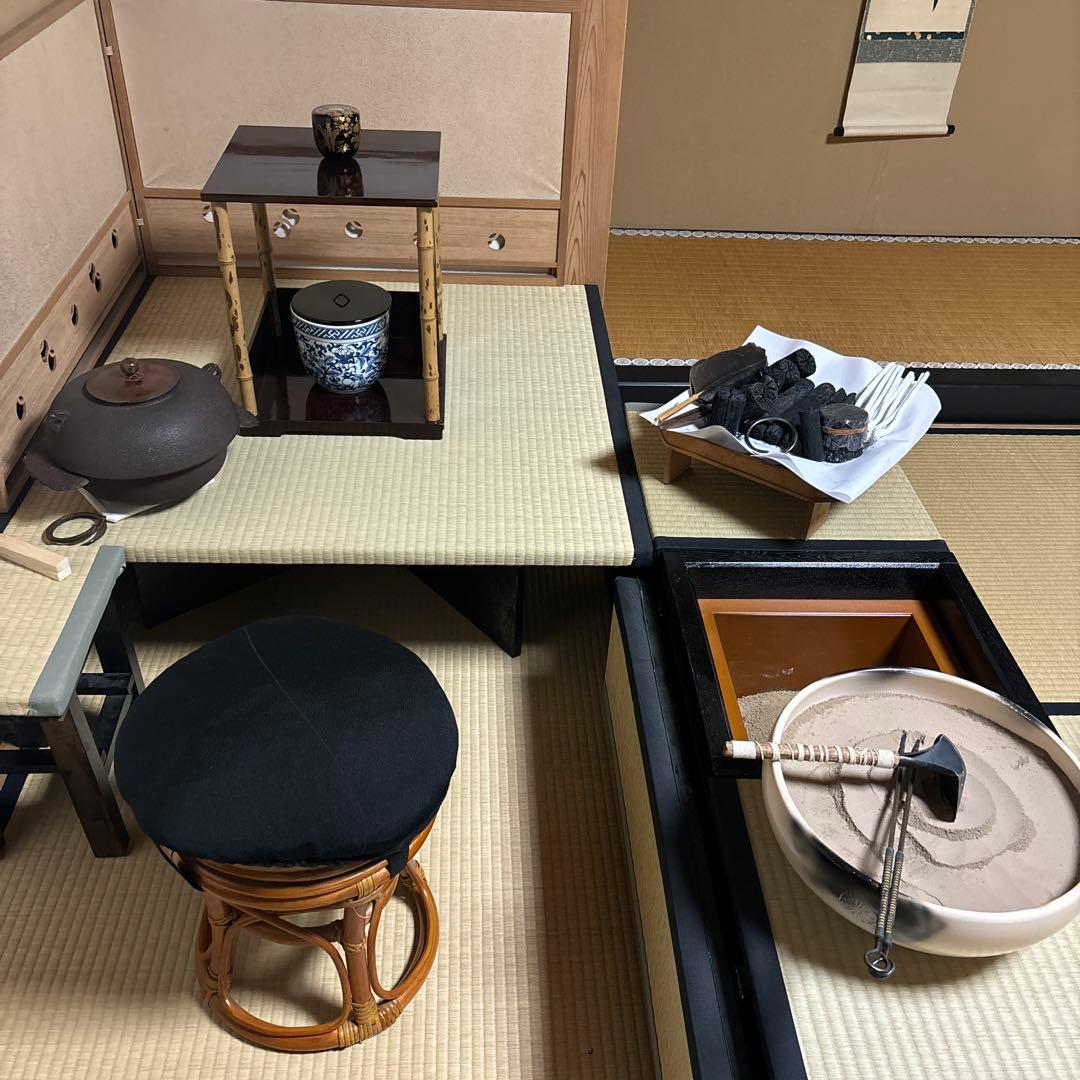 楽々茶棚 (立礼)組立点前座、炉壇ボックス、建水台、貴人畳の角の台の