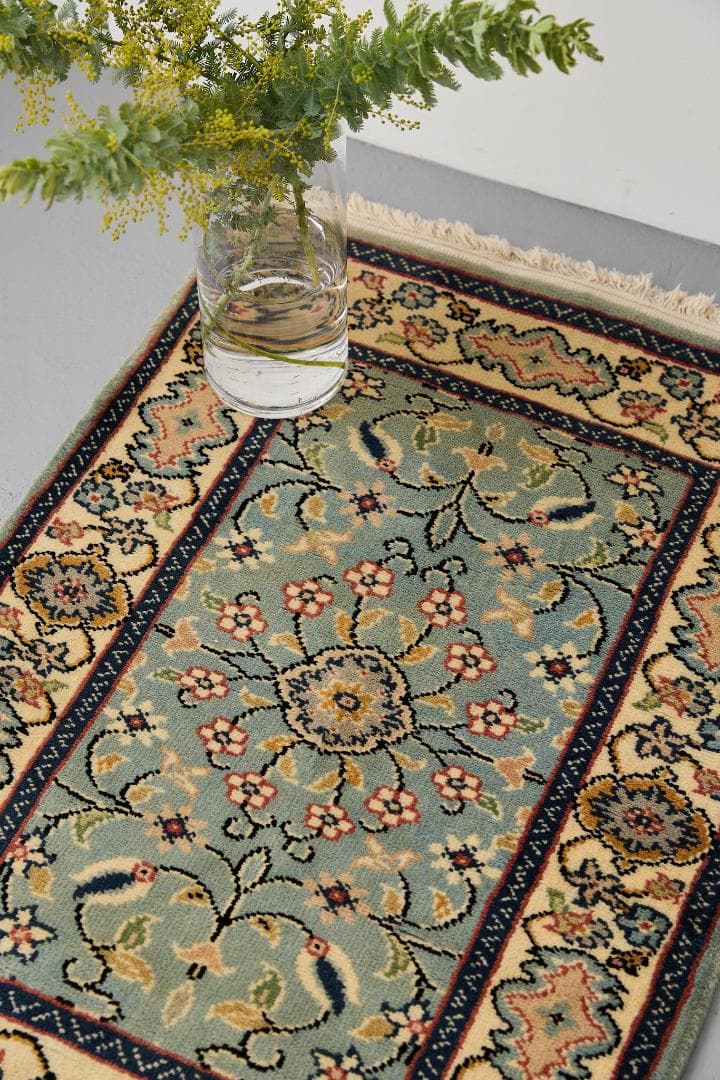 ヴィンテージラグ ペルシャ絨毯 ナイン産（101×64cm）水色 青 黄 赤 緑