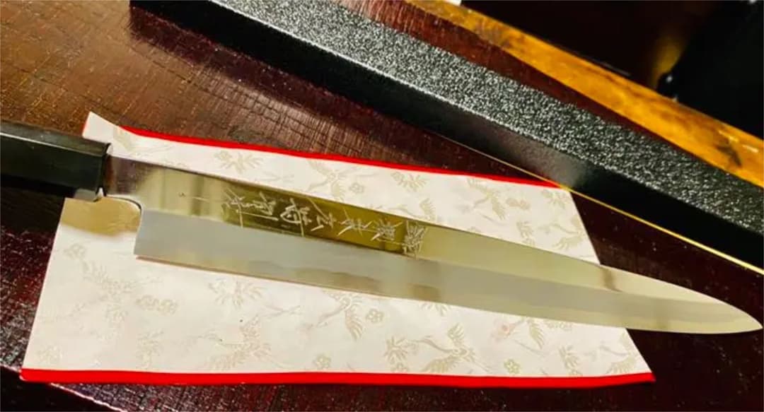 極上　青鋼　黒檀　柳刃包丁　尺 郷右馬允義弘～ 青一墨流し 柳刃包丁270mm 黒檀八角柄