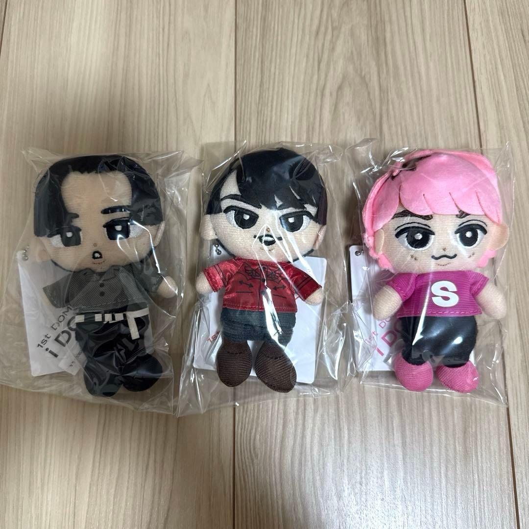 SnowMan すのチル ぶら下がりシリーズ ぬいぐるみ 8体セット - メルカリ