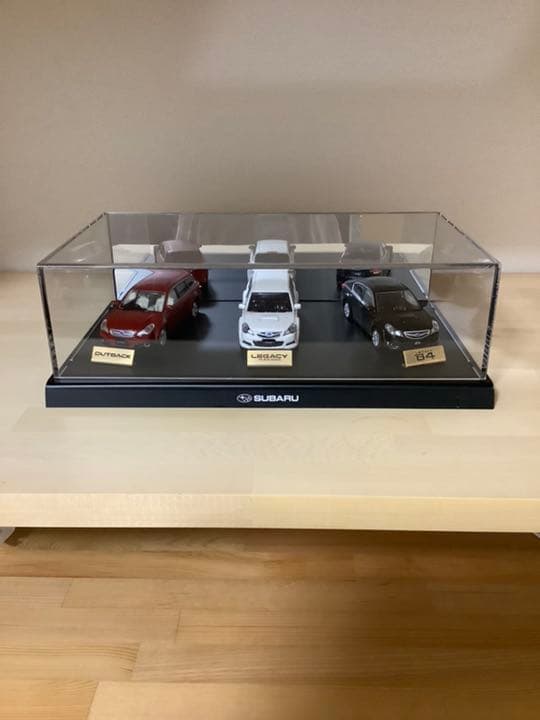 新品非売品　SUBARU　スバルレガシィ　1/43スケールのミニカー Amazon | J-Collection 1/43 スバル レガシィ B4 2.0R 2005 (ホワイト