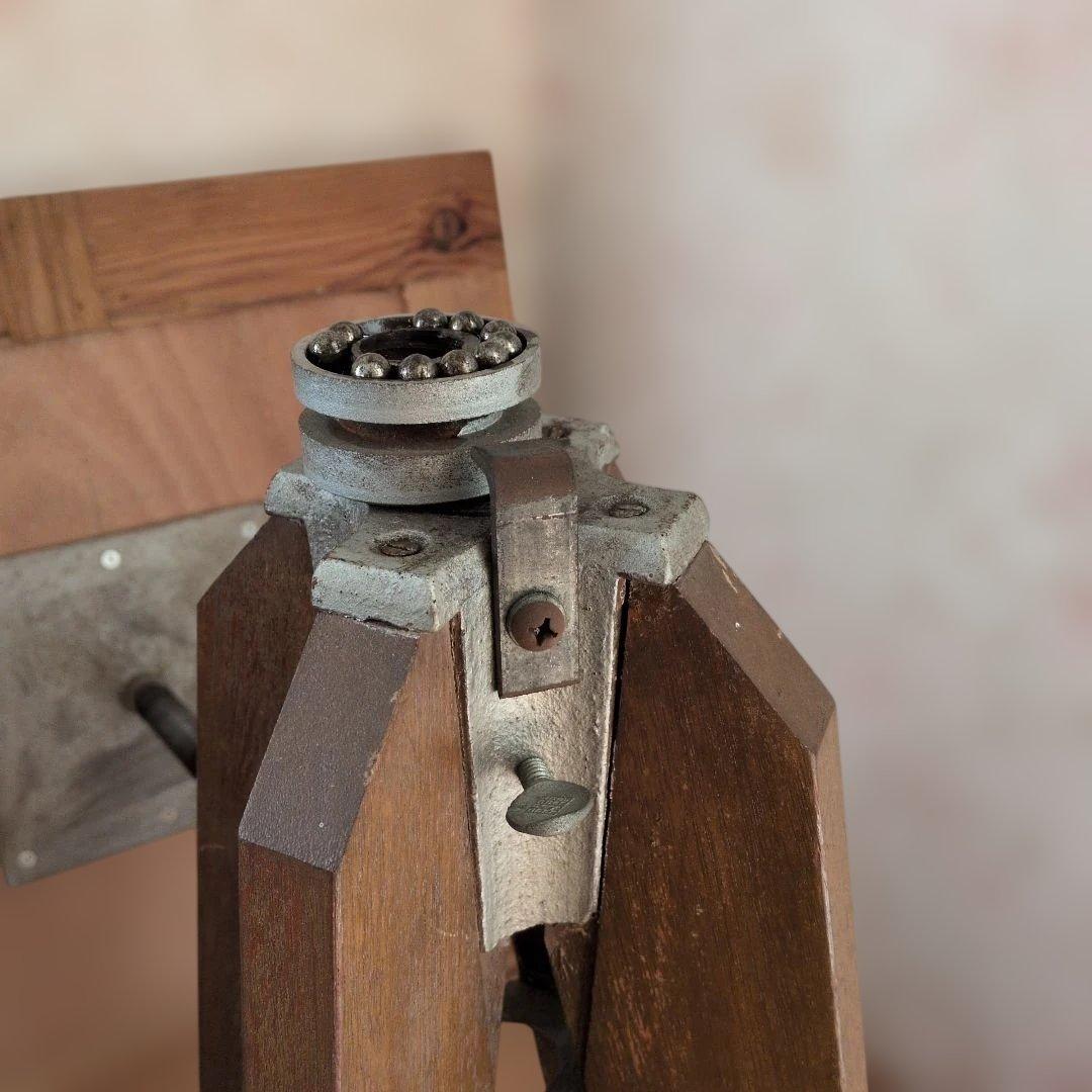 ブロカントフランス天板木製三脚式正方形回転テーブル - メルカリ