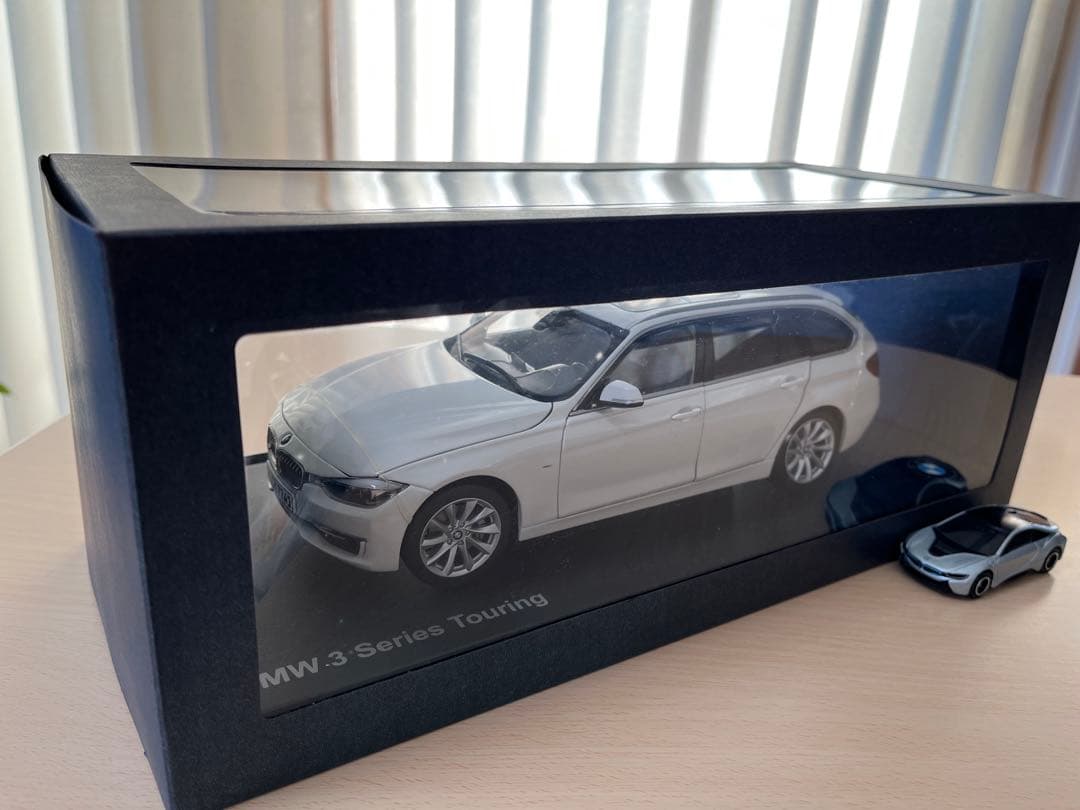 BMW 3シリーズツーリング(F31) 1/18 モデルカー ミニカー - メルカリ