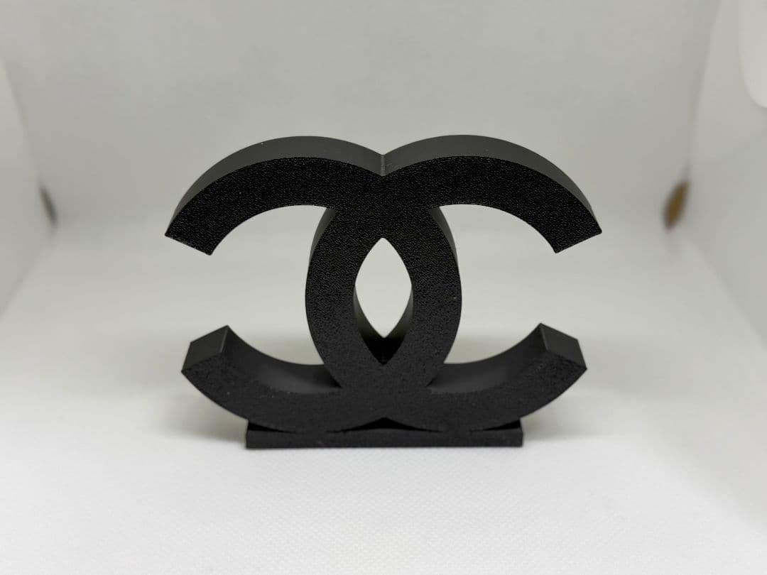 Chanel シャネル 立体 ロゴオブジェ 置物 インテリア ブラック - メルカリ