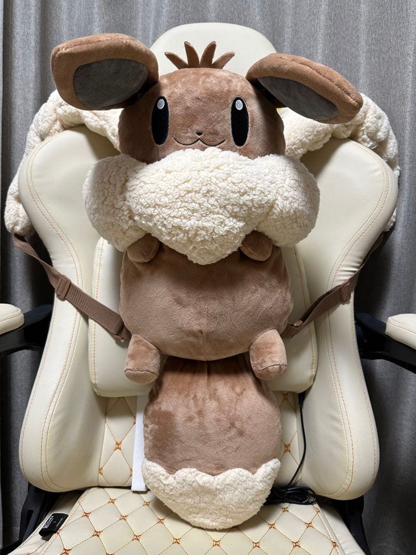 ボタンのイーブイリュック ポケモンセンター - メルカリ