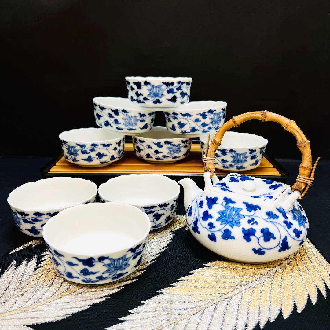 有田焼　宮内庁御用達　レトロ　深川製磁　染付唐草文　急須1客&茶碗9客 深川製磁 - 宮内庁御用達-【深川製磁】急須+湯呑みセットの通販 by HY