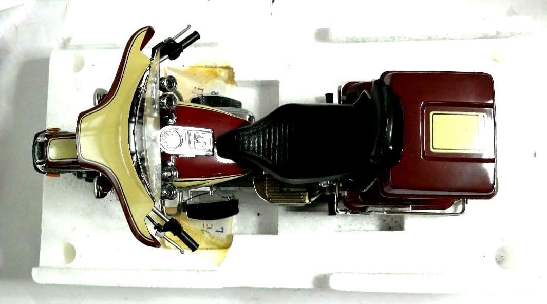 ハーレーダビットソンFLH -80 クラッシック マルチマテリアル完成モデル