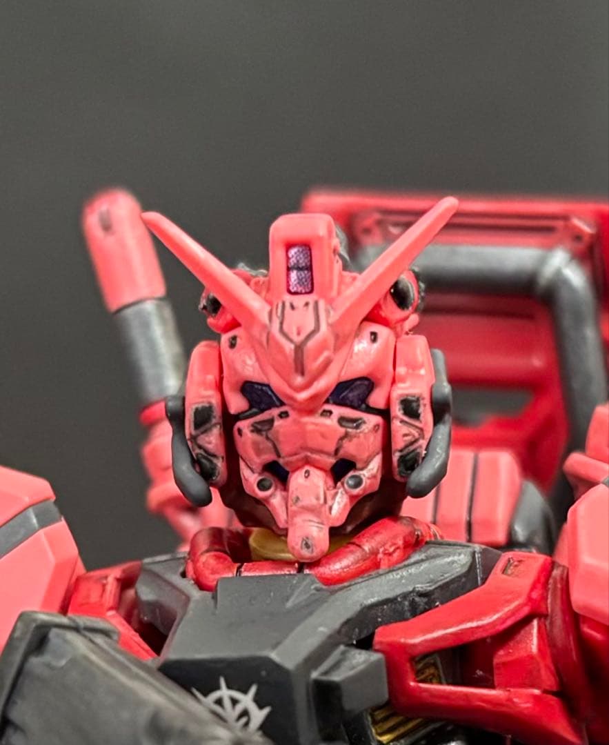 HG赤いガンダム完成品（ビット6個付き・部分塗装・つや消しトップ